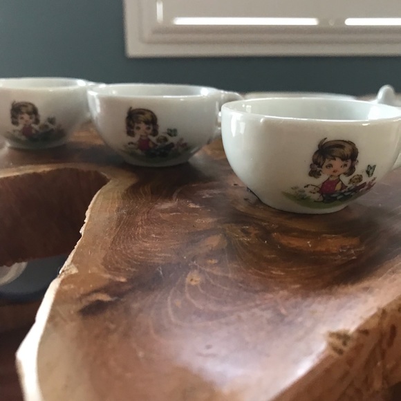 Kids Tea Party Kit Marked ‘Japan’ - Picture 6 of 17